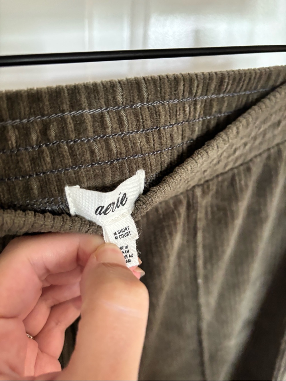 Aerie Groove-On Rib Velour Flare Pants - Picture 3 of 4
